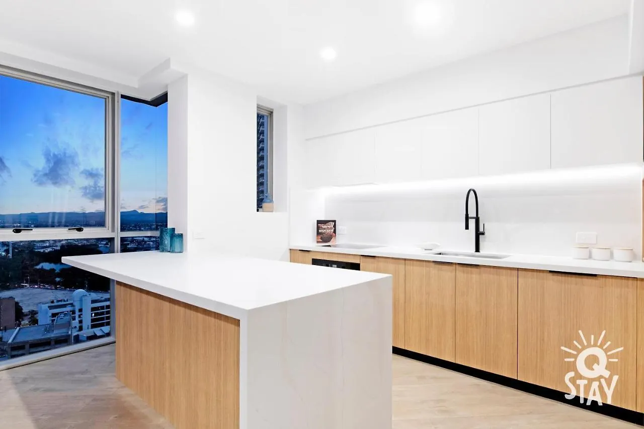 Chevron Renaissance - 3 Bedroom Apartments - Q Stay Gold Coast