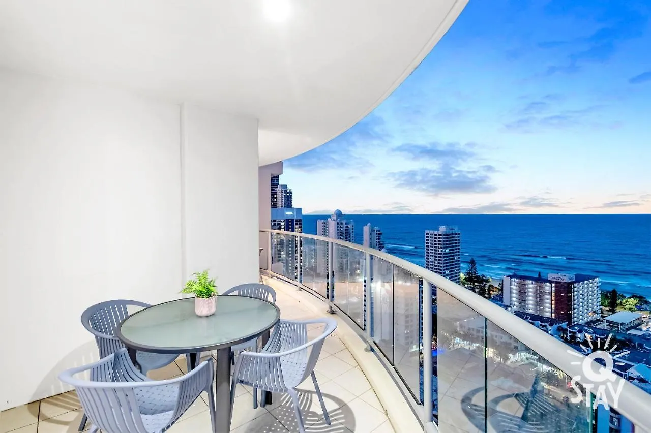 Chevron Renaissance - 3 Bedroom Apartments - Q Stay Gold Coast Australia