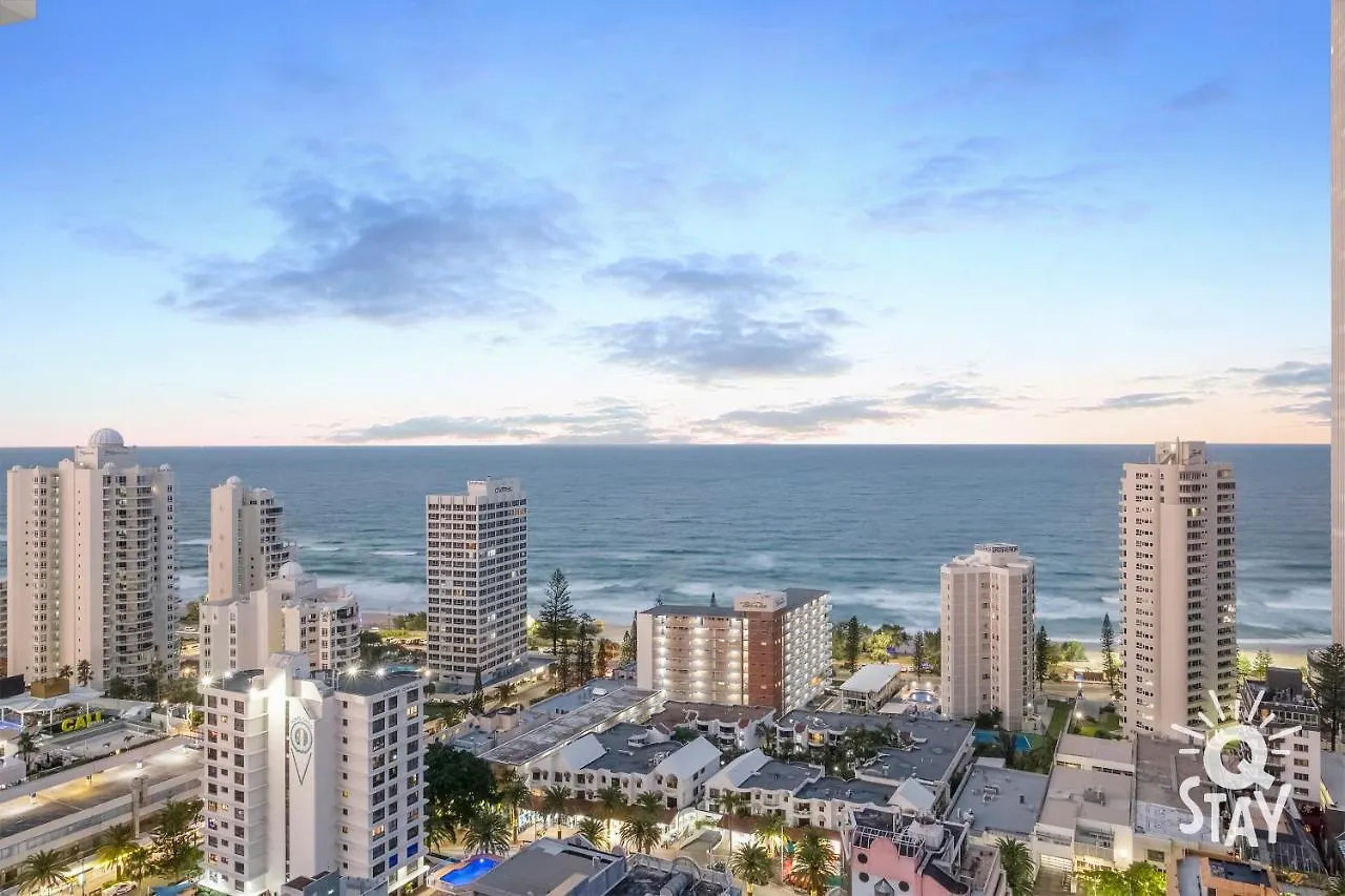 Chevron Renaissance - 3 Bedroom Apartments - Q Stay Gold Coast