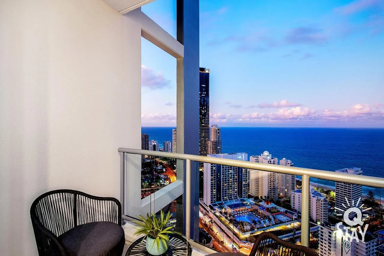 Chevron Renaissance - 3 Bedroom Apartments - Q Stay Gold Coast