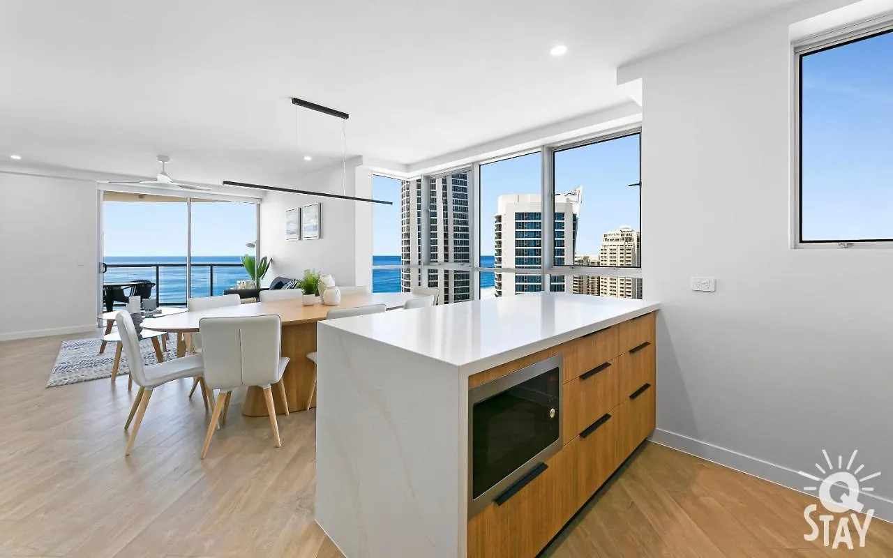 Chevron Renaissance - 3 Bedroom Apartments - Q Stay Gold Coast