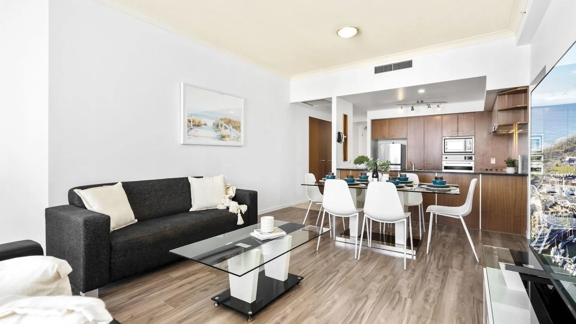 Chevron Renaissance - 3 Bedroom Apartments - Q Stay Gold Coast