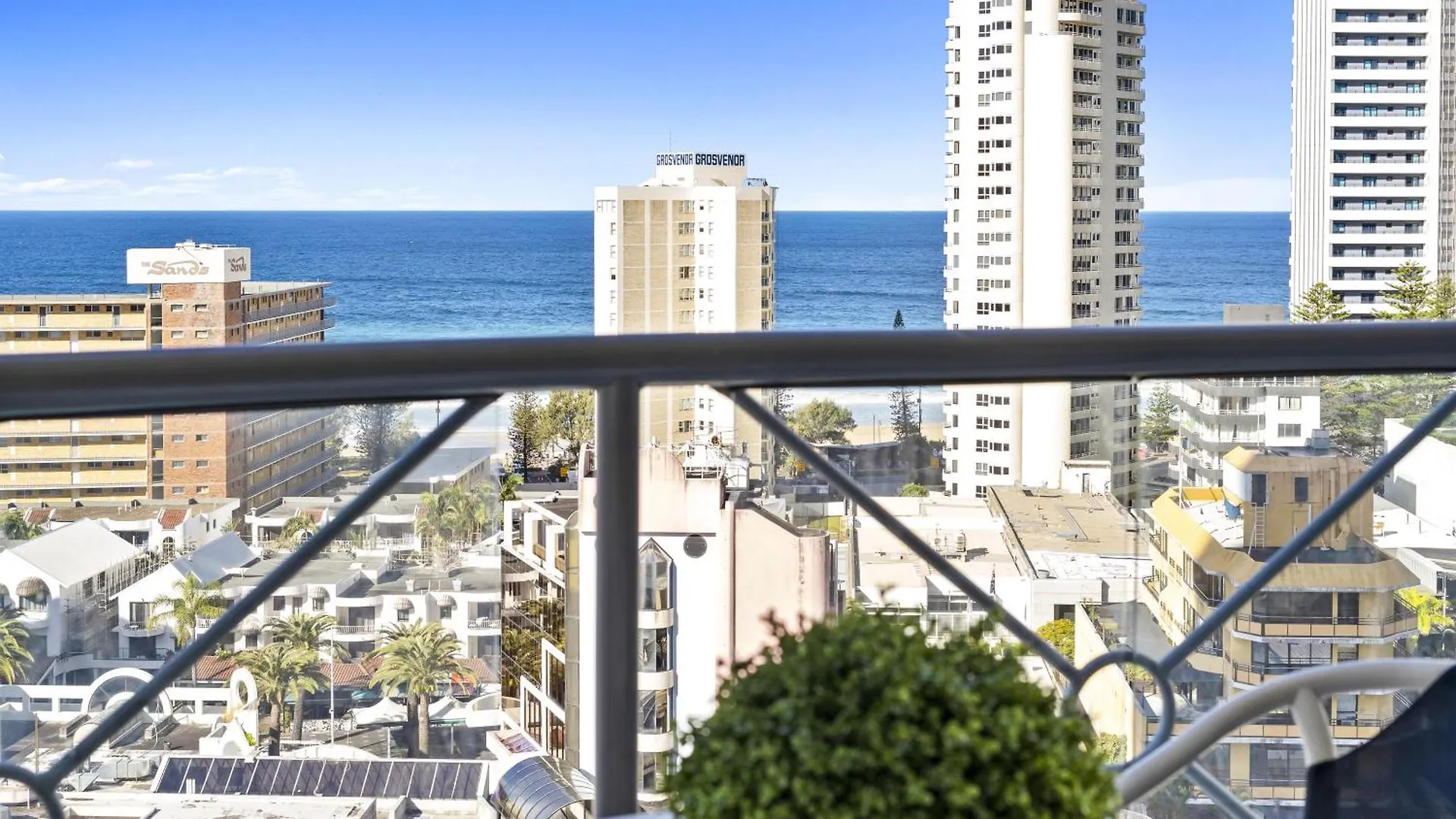 Chevron Renaissance - 3 Bedroom Apartments - Q Stay Gold Coast Australia